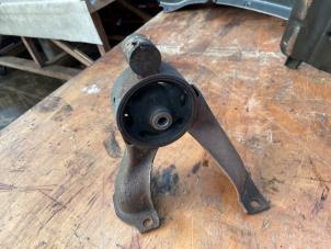 Gebruikte Motorrubber Mitsubishi Lancer Wagon (CS/CT) 1.6 16V Prijs € 35,00 Margeregeling aangeboden door Boekholt autodemontage B.V