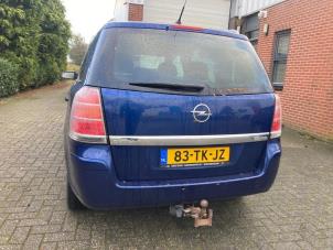 Gebruikte Achterklep Slotmechaniek Opel Zafira (M75) 2.2 16V Direct Ecotec Prijs € 25,00 Margeregeling aangeboden door Boekholt autodemontage B.V