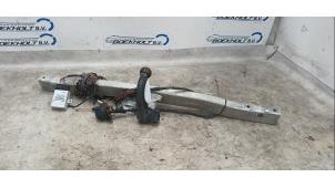 Gebruikte Trekhaak BMW 5 serie Touring (E39) 525tds Prijs € 125,00 Margeregeling aangeboden door Boekholt autodemontage B.V