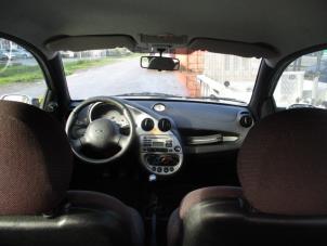 Gebruikte Dashboard Ford Ka I 1.3i Prijs € 150,00 Margeregeling aangeboden door Boekholt autodemontage B.V