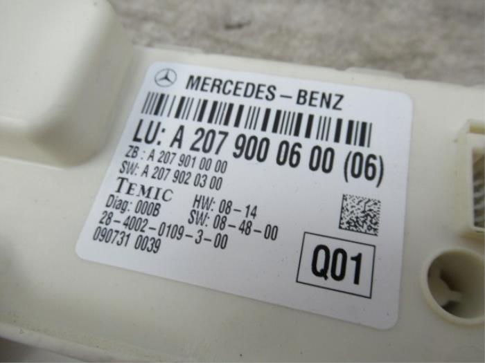 Raam module van een Mercedes-Benz E (C207) E-350 CGI V6 24V 2009