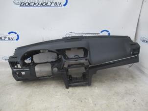 Gebruikte Dashboard Mercedes E (C207) E-350 CGI V6 24V Prijs € 189,00 Margeregeling aangeboden door Boekholt autodemontage B.V