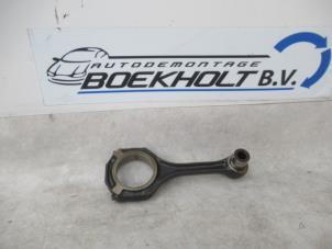 Gebruikte Drijfstang Mercedes E (C207) E-350 CGI V6 24V Prijs € 49,00 Margeregeling aangeboden door Boekholt autodemontage B.V