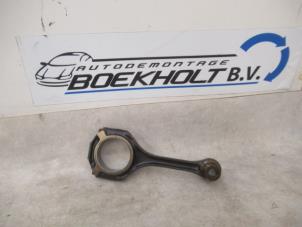 Gebruikte Drijfstang Mercedes E (C207) E-350 CGI V6 24V Prijs € 49,00 Margeregeling aangeboden door Boekholt autodemontage B.V