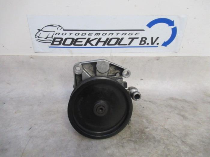 Gebruikte Servopomp Mercedes E (C207) E-350 CGI V6 24V Prijs € 179,00 Margeregeling aangeboden door Boekholt autodemontage B.V