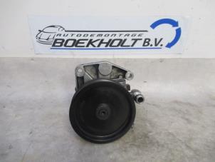 Gebruikte Servopomp Mercedes E (C207) E-350 CGI V6 24V Prijs € 179,00 Margeregeling aangeboden door Boekholt autodemontage B.V