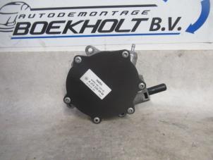 Gebruikte Vacuumpomp (Benzine) Mercedes E (C207) E-350 CGI V6 24V Prijs € 69,00 Margeregeling aangeboden door Boekholt autodemontage B.V