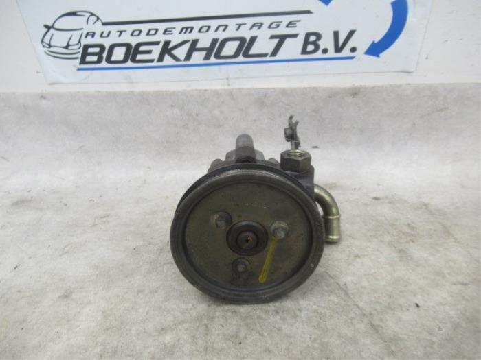 Gebruikte Servopomp Rover 200 (RF) 214 Si 1.4 16V Prijs € 39,00 Margeregeling aangeboden door Boekholt autodemontage B.V