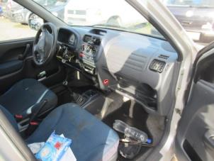 Gebruikte Dashboard Suzuki Ignis (FH) 1.3 16V Prijs € 150,00 Margeregeling aangeboden door Boekholt autodemontage B.V
