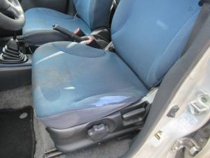 Gebruikte Voorstoel links Suzuki Ignis (FH) 1.3 16V Prijs € 74,00 Margeregeling aangeboden door Boekholt autodemontage B.V