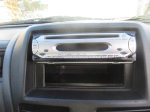 Gebruikte Radio CD Speler Suzuki Liana (ERC/ERD/RH4) 1.6 MPi 16V Prijs € 50,00 Margeregeling aangeboden door Boekholt autodemontage B.V