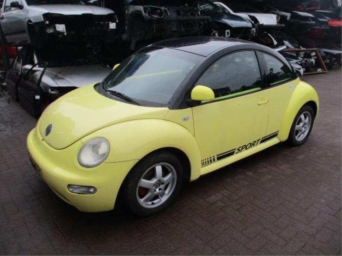 Achteras voorwielaandrijving van een Volkswagen New Beetle (9C1/9G1) 2.0 1999