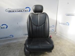 Gebruikte Voorstoel rechts Jaguar S-type (X200) 3.0 V6 24V Prijs € 199,00 Margeregeling aangeboden door Boekholt autodemontage B.V