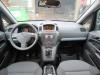 Opel Zafira (M75) 2.2 16V Direct Ecotec Dashboard