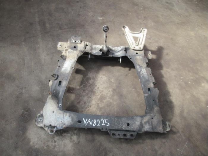 Gebruikte Subframe Renault Kangoo Express (FC) 1.5 dCi 60 Prijs € 75,00 Margeregeling aangeboden door Boekholt autodemontage B.V