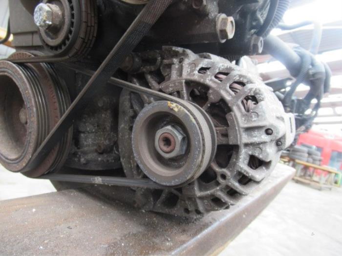 Gebruikte Dynamo Renault Clio II (BB/CB) 1.2 16V Prijs € 30,00 Margeregeling aangeboden door Boekholt autodemontage B.V