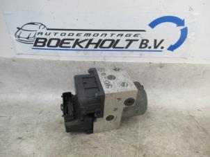 Gebruikte ABS Pomp Alfa Romeo 156 (932) 1.9 JTD Prijs € 39,00 Margeregeling aangeboden door Boekholt autodemontage B.V