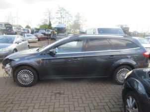 Gebruikte Raamlikker Ford Mondeo IV Wagon 2.3 16V Prijs € 24,00 Margeregeling aangeboden door Boekholt autodemontage B.V