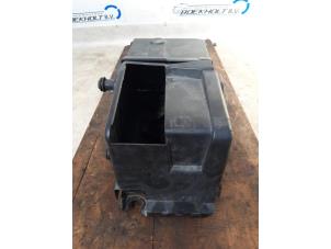 Gebruikte Accubak Ford S-Max (GBW) 2.0 16V Prijs € 27,00 Margeregeling aangeboden door Boekholt autodemontage B.V