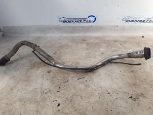 Gebruikte Vulpijp Brandstoftank Ford S-Max (GBW) 2.0 16V Prijs € 39,00 Margeregeling aangeboden door Boekholt autodemontage B.V