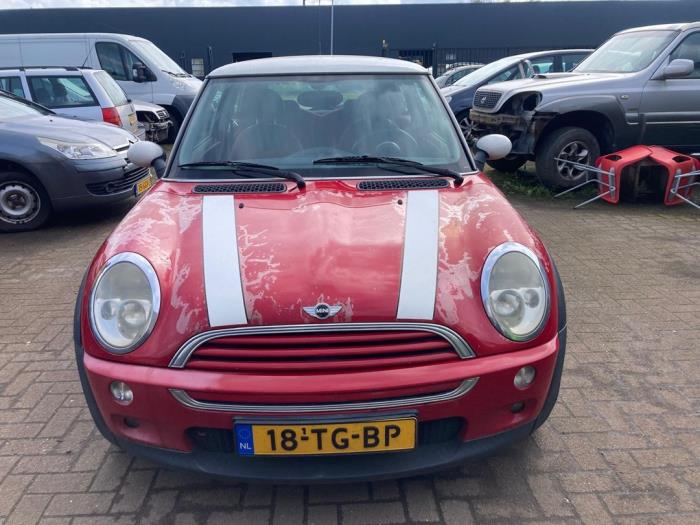 Gebruikte Computer boord BMW Mini (R50/53) 1.6 16V Cooper Prijs € 75,00 Margeregeling aangeboden door Boekholt autodemontage B.V