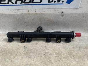 Gebruikte Injector brug Fiat Punto II (188) 1.4 16V Prijs € 20,00 Margeregeling aangeboden door Boekholt autodemontage B.V