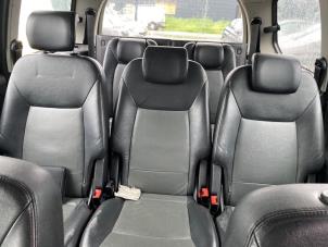 Gebruikte Hoofdsteun Ford Galaxy (WA6) 2.0 16V Prijs € 30,00 Margeregeling aangeboden door Boekholt autodemontage B.V