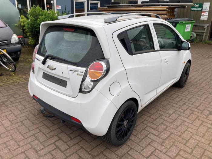 Gebruikte Rembol Chevrolet Spark (M300) 1.0 16V Bifuel Prijs € 49,00 Margeregeling aangeboden door Boekholt autodemontage B.V