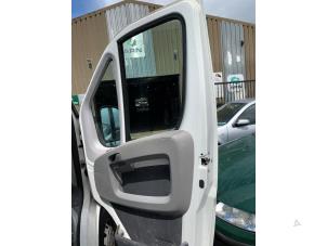 Gebruikte Portierbekleding 2Deurs rechts Peugeot Boxer (U9) 3.0 HDi 160 Euro 4 Prijs € 99,00 Margeregeling aangeboden door Boekholt autodemontage B.V