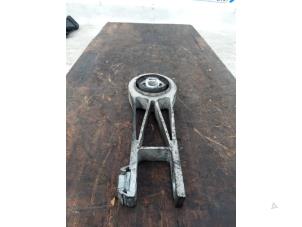 Gebruikte Motorsteun Peugeot Boxer (U9) 3.0 HDi 160 Euro 4 Prijs € 69,00 Margeregeling aangeboden door Boekholt autodemontage B.V