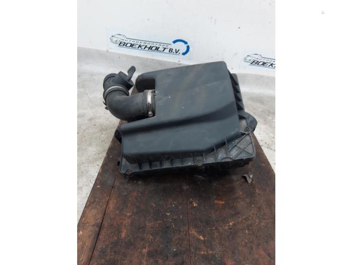 Gebruikte Luchtfilterhuis Opel Astra H GTC (L08) 1.6 16V Twinport Prijs € 30,00 Margeregeling aangeboden door Boekholt autodemontage B.V