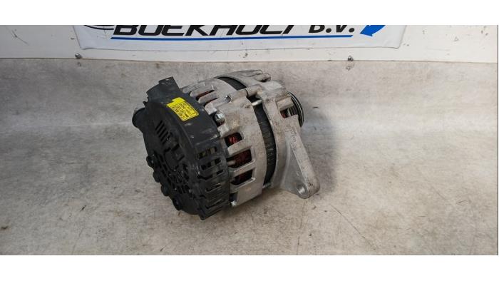 Dynamo van een Kia Rio III (UB) 1.1 CRDi VGT 12V 2012