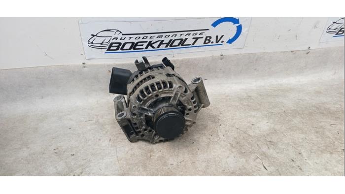 Gebruikte Dynamo Ford Galaxy (WA6) 2.0 16V Prijs € 49,00 Margeregeling aangeboden door Boekholt autodemontage B.V