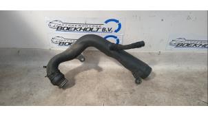 Gebruikte Turbo Pijp Seat Altea (5P1) 2.0 TDI 16V Prijs € 32,50 Margeregeling aangeboden door Boekholt autodemontage B.V