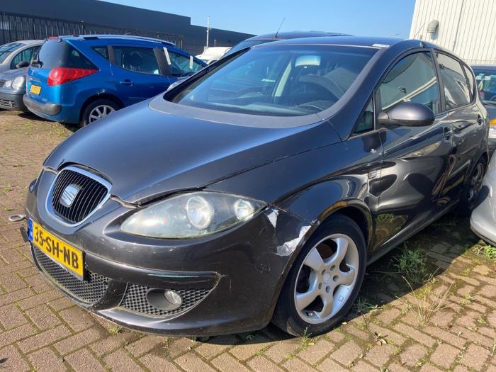 Gebruikte Fan Radiateur Seat Altea (5P1) 2.0 TDI 16V Prijs € 42,00 Margeregeling aangeboden door Boekholt autodemontage B.V