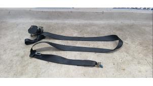 Gebruikte Veiligheidsgordel rechts-achter Seat Altea (5P1) 2.0 TDI 16V Prijs € 49,00 Margeregeling aangeboden door Boekholt autodemontage B.V