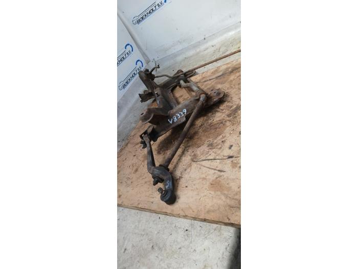 Gebruikte Subframe Peugeot 205 II (20A/C) 1.4 Prijs € 150,00 Margeregeling aangeboden door Boekholt autodemontage B.V