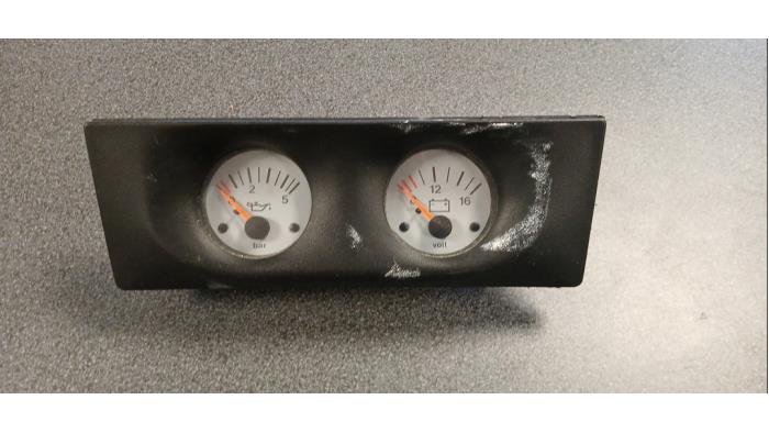 Gebruikte Oliedruk Meter Opel Calibra 2.5 V6 24V Prijs € 49,00 Margeregeling aangeboden door Boekholt autodemontage B.V
