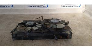 Gebruikte Radiateurfan Toyota Avensis Wagon (T25/B1E) 2.2 D-4D 16V D-CAT Prijs € 36,00 Margeregeling aangeboden door Boekholt autodemontage B.V