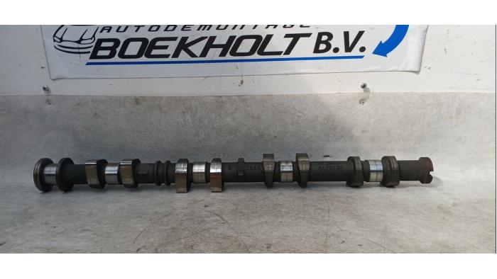 Gebruikte Nokkenas Ford Mondeo IV Wagon 2.3 16V Prijs € 149,00 Margeregeling aangeboden door Boekholt autodemontage B.V