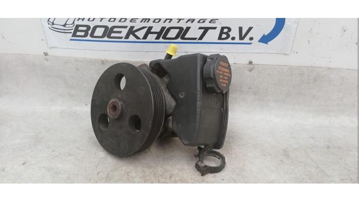 Gebruikte Pomp Servo Chevrolet Trans Sport 3.4 V6 Prijs € 99,00 Margeregeling aangeboden door Boekholt autodemontage B.V