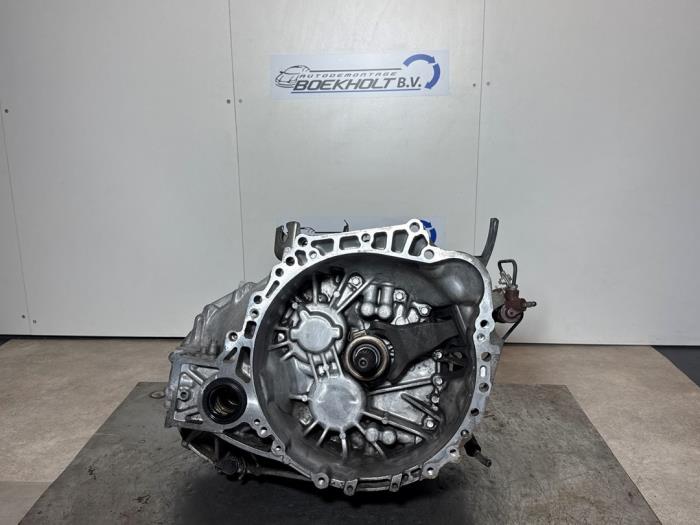 Gebruikte Versnellingsbak Toyota Avensis Wagon (T25/B1E) 2.2 D-4D 16V D-CAT Prijs € 344,85 Inclusief btw aangeboden door Boekholt autodemontage B.V