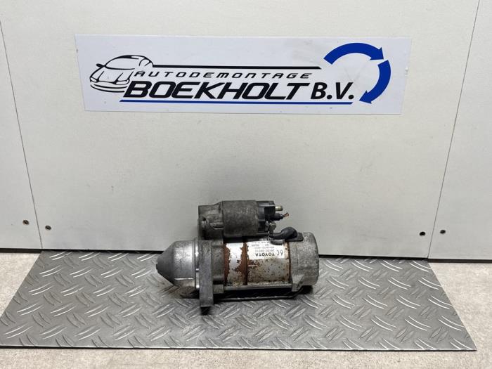 Gebruikte Startmotor Toyota Avensis Wagon (T25/B1E) 2.2 D-4D 16V D-CAT Prijs € 35,00 Margeregeling aangeboden door Boekholt autodemontage B.V