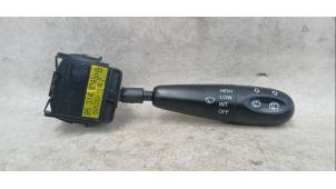 Gebruikte Schakelaar Ruitenwisser Chevrolet Matiz 0.8 S,SE Prijs € 20,00 Margeregeling aangeboden door Boekholt autodemontage B.V