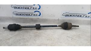 Gebruikte Aandrijfas rechts-voor Opel Combo (Corsa C) 1.3 CDTI 16V Prijs € 35,00 Margeregeling aangeboden door Boekholt autodemontage B.V