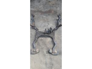 Gebruikte Subframe BMW Mini One/Cooper (R50) 1.6 16V One Prijs € 99,00 Margeregeling aangeboden door Boekholt autodemontage B.V