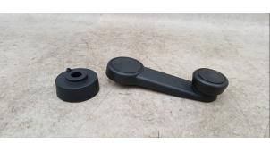 Gebruikte Raamslinger Ford Fiesta 7 1.0 EcoBoost 12V 100 Prijs € 15,00 Margeregeling aangeboden door Boekholt autodemontage B.V