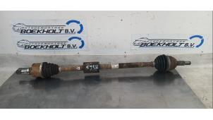 Gebruikte Aandrijfas rechts-voor Ford Fiesta 7 1.0 EcoBoost 12V 100 Prijs € 120,00 Margeregeling aangeboden door Boekholt autodemontage B.V