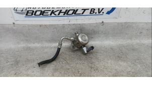 Gebruikte Hogedrukpomp Ford Fiesta 7 1.0 EcoBoost 12V 100 Prijs € 85,00 Margeregeling aangeboden door Boekholt autodemontage B.V