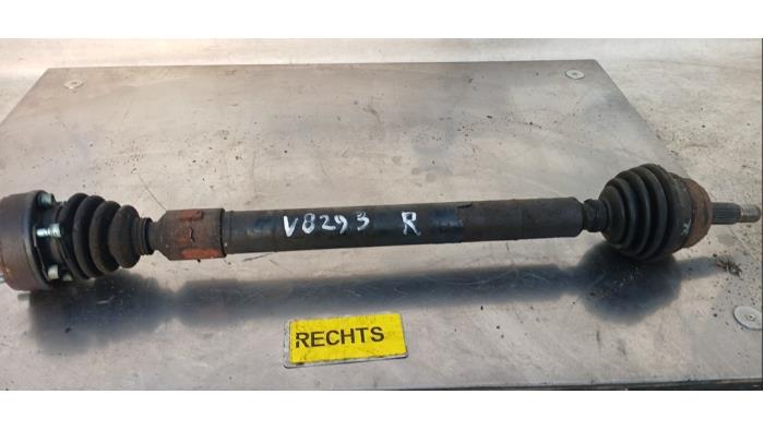 Gebruikte Steekas rechts-voor Volkswagen Caddy II (9K9A) 1.9 SDI Prijs € 45,00 Margeregeling aangeboden door Boekholt autodemontage B.V